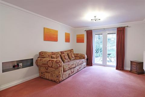 5 bedroom detached house for sale, Reed Drive, Redhill