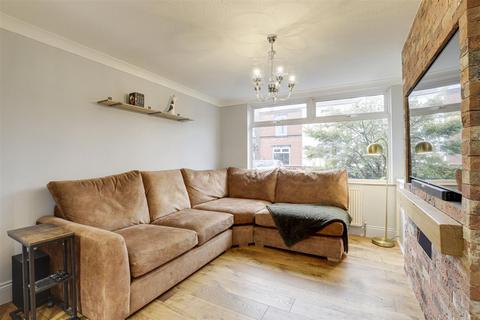 3 bedroom semi-detached house for sale, Oakleys Road, Nottingham NG10