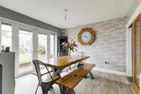 undefined, Surgeys Lane, Nottingham NG5