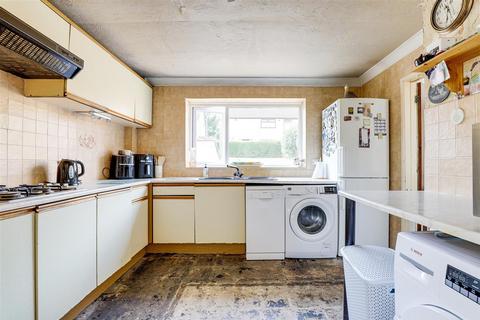 3 bedroom semi-detached house for sale, Kings Avenue, Nottingham NG4
