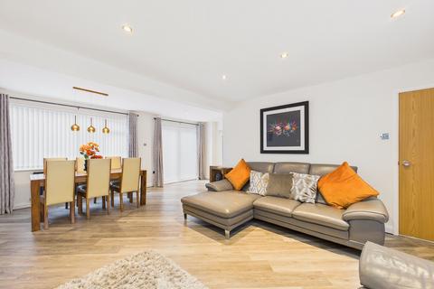 4 bedroom semi-detached house for sale, Carrsyde Close, Whickham, NE16