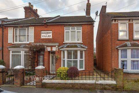 3 bedroom end of terrace house for sale, Christchurch Road, Ashford TN23