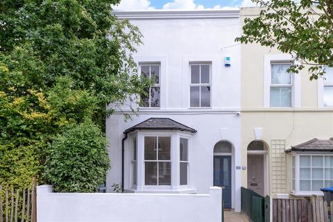 3 bedroom end of terrace house for sale - Richmond Park Road, Kingston Upon Thames KT2