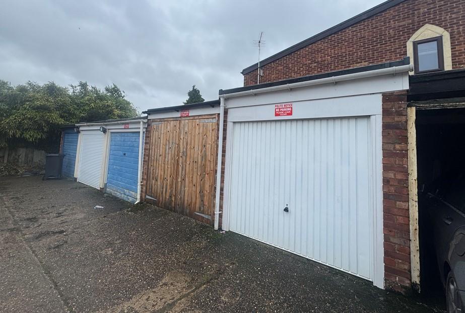 Garage.jpg