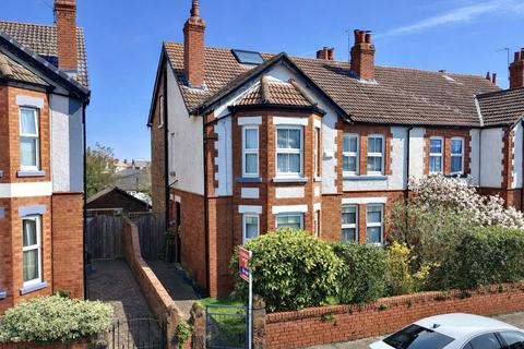 6 bedroom semi-detached house for sale, Kings Avenue, Meols, Merseyside, CH47