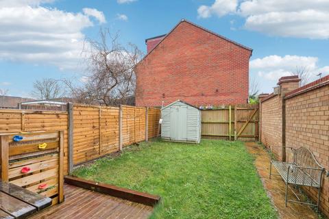 undefined, Wolseley Drive, Dunstable LU6