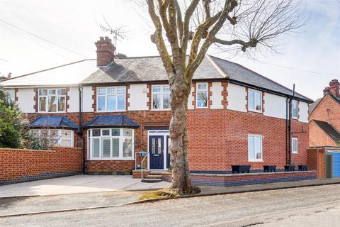 undefined, Woodland Grove, Nottingham NG5