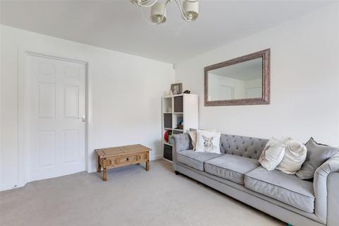 3 bedroom semi-detached house for sale, Spitfire Way, Nottingham NG15