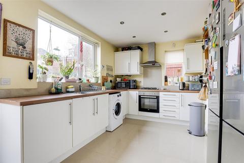 undefined, Highfield Drive, Nottingham NG4