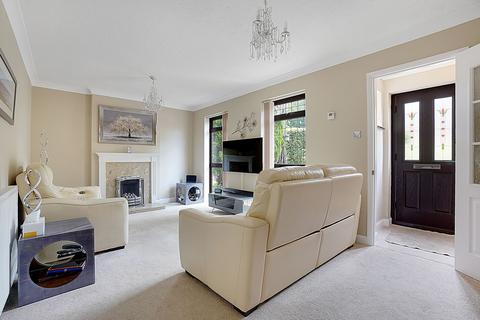 3 bedroom detached house for sale, Forestdale Road, Chatham, ME5
