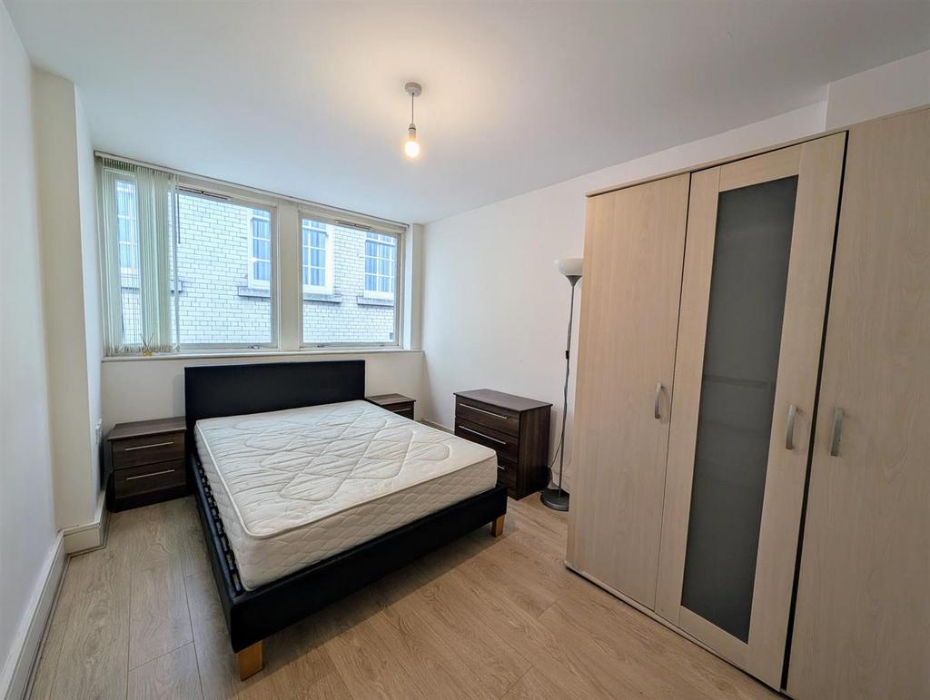 Bedroom.jpg