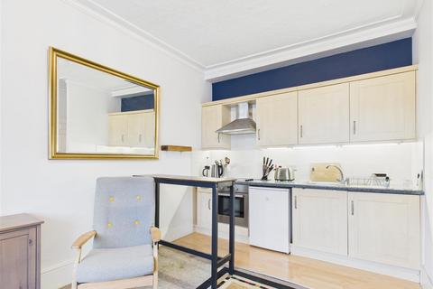 1 bedroom flat to rent, Lansdown Place, Cheltenham