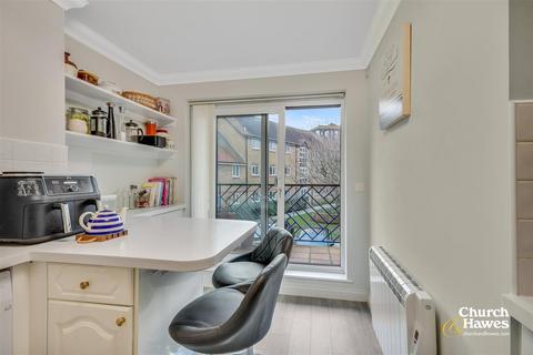 2 bedroom apartment for sale, Belvedere Road, Burnham-On-Crouch
