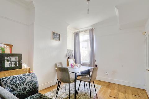 3 bedroom terraced house to rent, Mosman Terrace, Middlesbrough, TS3