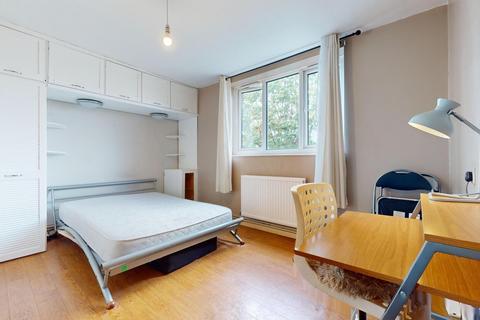 4 bedroom flat share to rent - Cornwallis Road