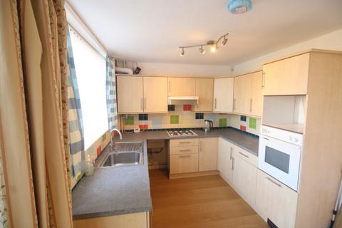 3 bedroom house to rent, Longfield Road, Darlington DL3