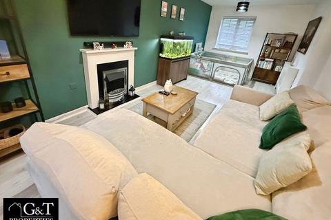 2 bedroom flat for sale, Reddal Hill Road, Cradley Heath