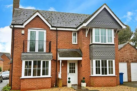 3 bedroom detached house for sale, Barlow Avenue, Glascote, , Tamworth