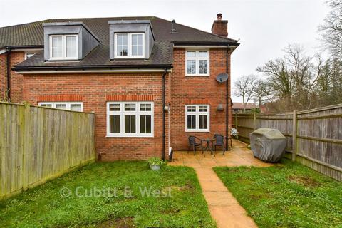3 bedroom end of terrace house for sale, Compton Place, Southwater, Horsham, West Sussex