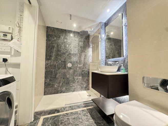1-segrave-walk-w2-1bn-1023053