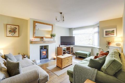 4 bedroom semi-detached house for sale, Fylde Close, Nottingham NG9