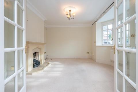 3 bedroom terraced house for sale, The Tanyard, Henley-In-Arden B95