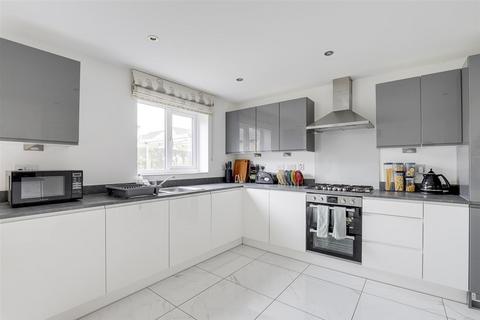 4 bedroom detached house for sale, Regina Drive, Nottingham NG8