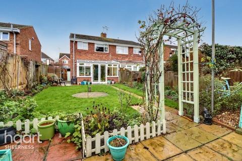 3 bedroom semi-detached house for sale, Sunnyside Avenue, Minster