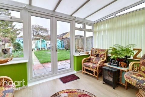 3 bedroom semi-detached house for sale, Sunnyside Avenue, Minster