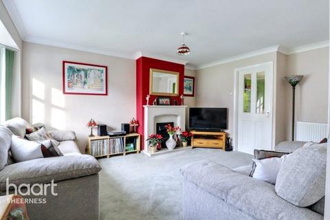 3 bedroom semi-detached house for sale, Sunnyside Avenue, Minster