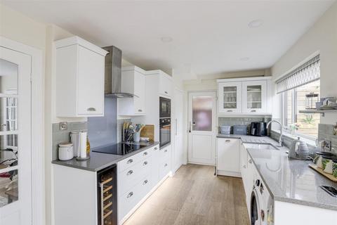 3 bedroom semi-detached house for sale, Kennedy Avenue, Nottingham NG10