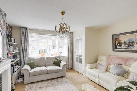 3 bedroom semi-detached house for sale, Kennedy Avenue, Nottingham NG10