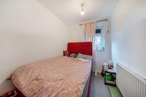 3 bedroom terraced house for sale, Snowden Lawn, Leeds, West Yorkshire, LS13