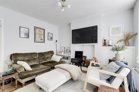 2 bedroom end of terrace house for sale, Harriett Street, Nottingham NG9