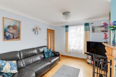3 bedroom semi-detached house for sale, Spencer Avenue, Nottingham NG10