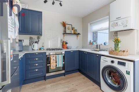 3 bedroom semi-detached house for sale, Newport PO30
