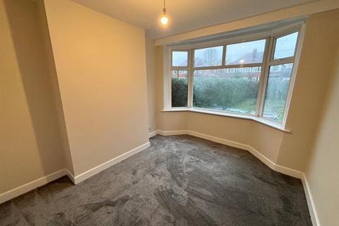 3 bedroom semi-detached house to rent, Yoxall Road, Shirley, Solihull