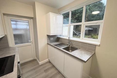 3 bedroom semi-detached house to rent, Yoxall Road, Shirley, Solihull