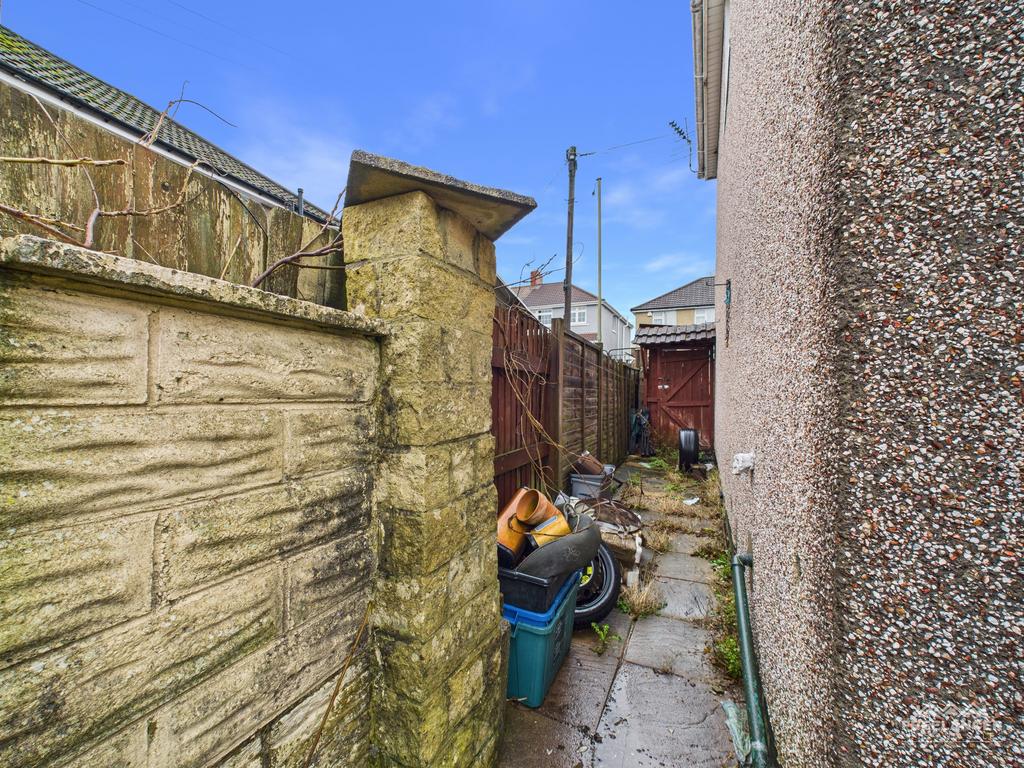 Rear garden access