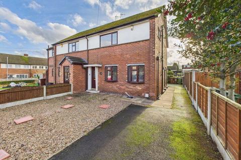 3 bedroom semi-detached house to rent - Carleton Park Road, Pontefract, WF8