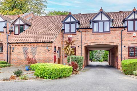 Old Lodge Drive, Nottingham NG5