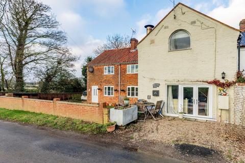 3 bedroom terraced house for sale - Skeyton Corner, Skeyton