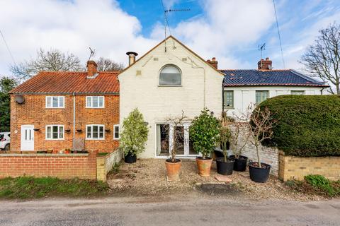 3 bedroom terraced house for sale, Skeyton Corner, Skeyton