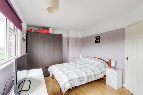2 bedroom semi-detached house for sale, Cross Street, Nottingham NG5