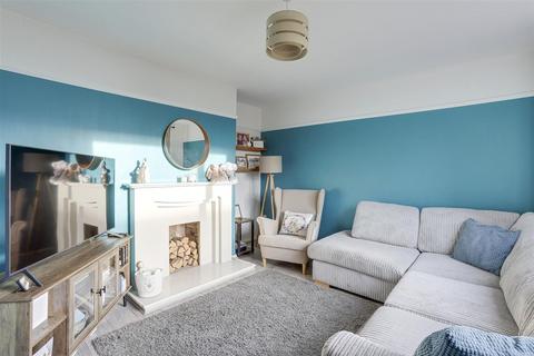 3 bedroom semi-detached house for sale, Vine Crescent, Nottingham NG10