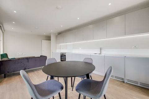 2 bedroom flat to rent, Ferry Lane, Tottenham, London, N17