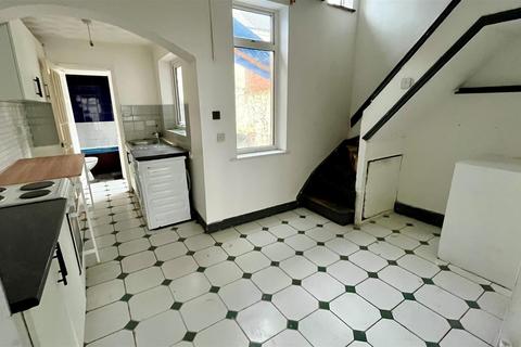 2 bedroom terraced house for sale, Ernest Avenue Holland Street, Hull