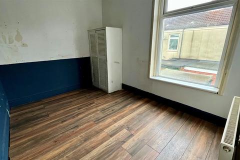 2 bedroom terraced house for sale, Ernest Avenue Holland Street, Hull