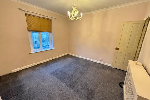 3 bedroom semi-detached house for sale, Amersham Road, High Wycombe HP13