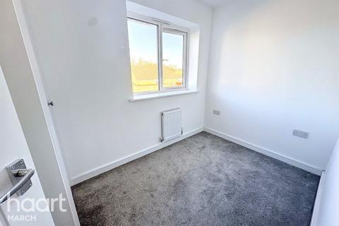 2 bedroom semi-detached house for sale, 20 Deerfield, March